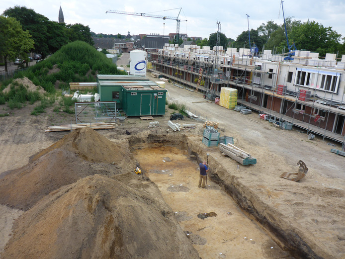 Urnengraven en middeleeuwse hoeve opgegraven