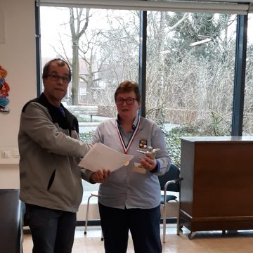 Feliciteer Carambole kampioen Corry van de Laar