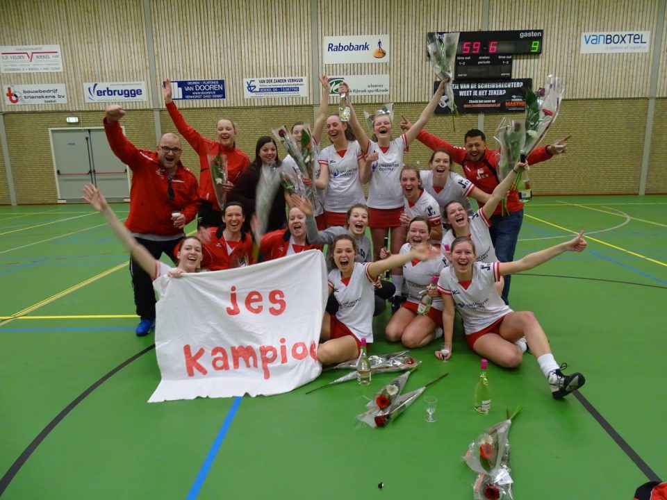 JES 1 kampioen