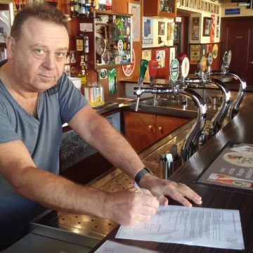 Verlenging hoofdsponsorschap Café ’t Menneke