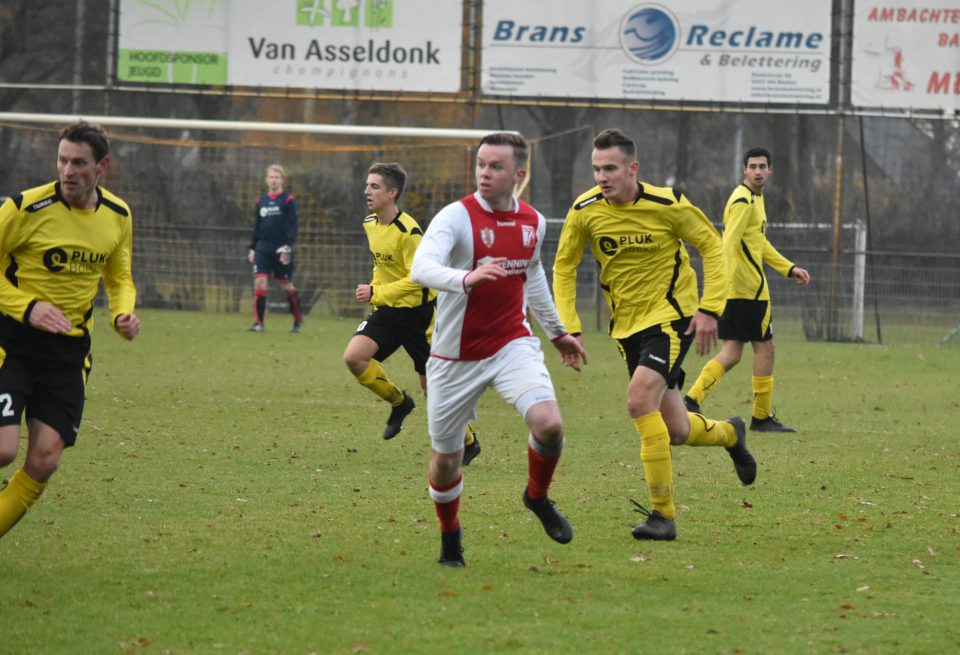 Boekel Sport 1 walst over BMC 1 heen: 7-2