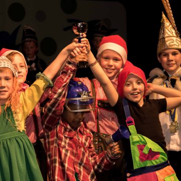 Stuif es in bij C.S. de Knöllekes