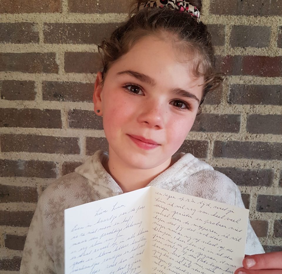 89-jarige mevrouw stuurt post terug naar Linn (9)