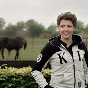 Steffie naar stressvolle hengstenkeuring in ‘Onze boerderij’