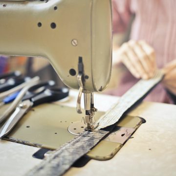 Kleding verstellen of repareren? Kom naar het Repair Café