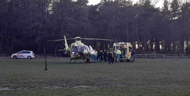 Motorcrosser raakt zwaargewond bij ongeval op crossterrein in Boekel