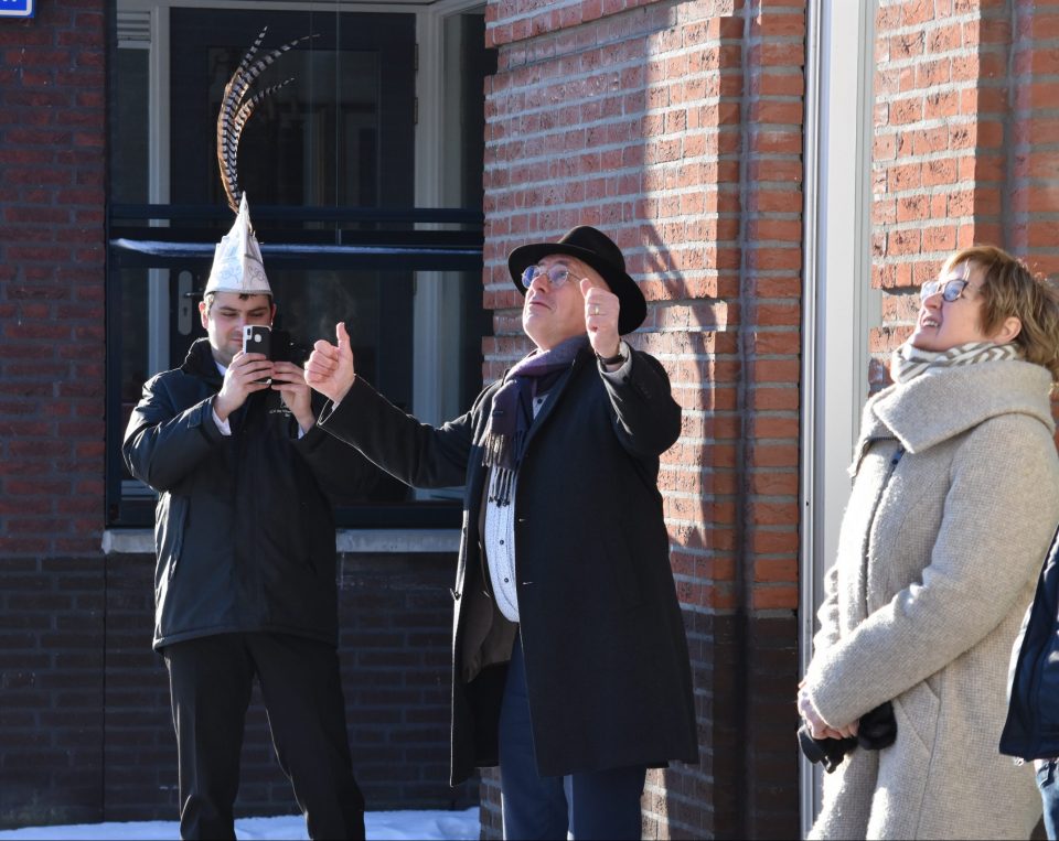 Verrassing voor Pierre Bos met vlag en wimpel geslaagd