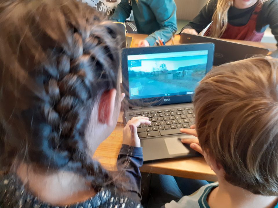 ‘Wow, we kunnen ook zien waar Julie woont.’