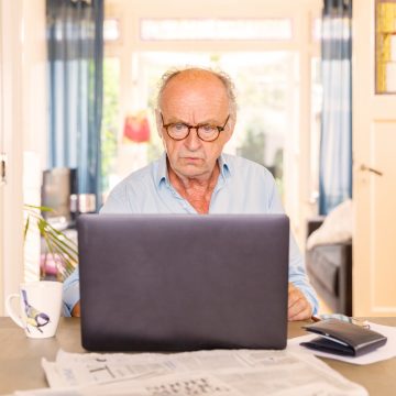 Maak het oplichters niet te makkelijk