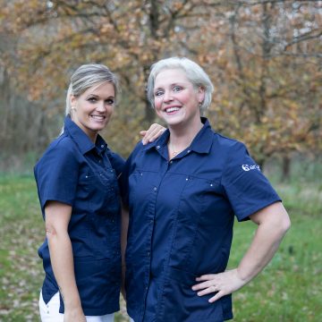 Boekelse hulp voor moeders en kinderen in Gambia