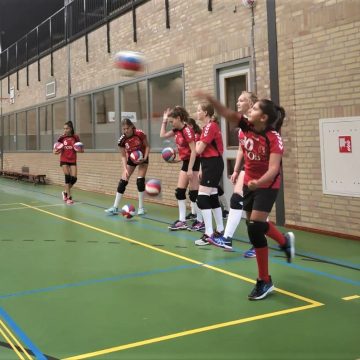 De jeugd bijt het spits af!