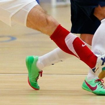 ZAALVOETBALTOERNOOI!