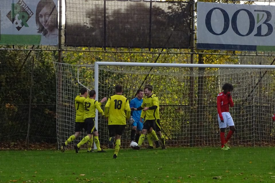Eerste thuiszege! Boekel Sport 1 – Rood Wit 1