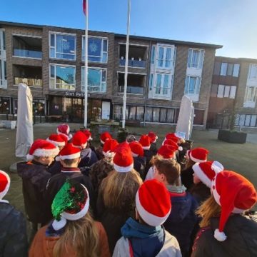 Kerstkoor van KC de Regenboog