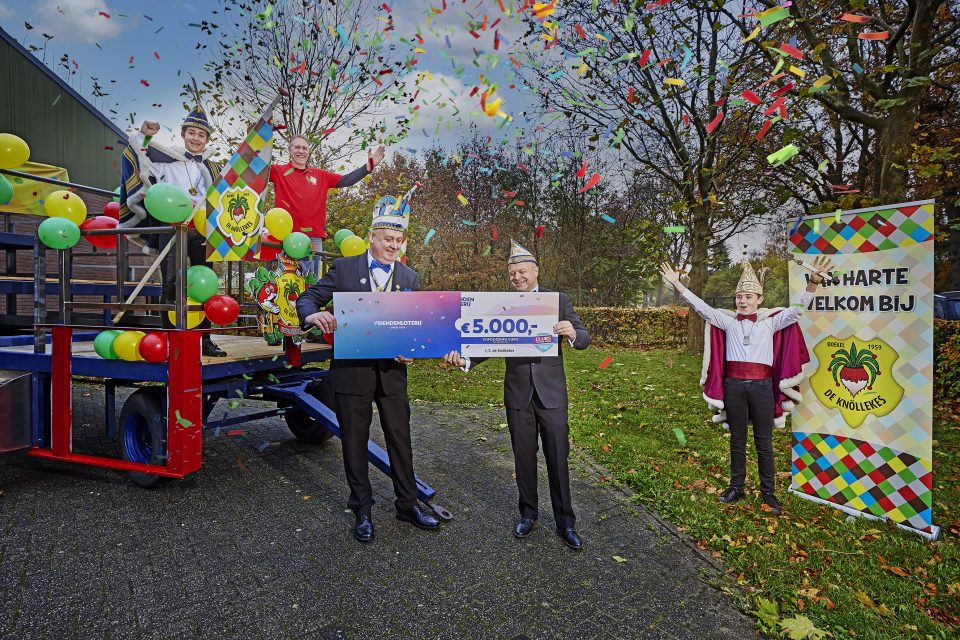 VriendenLoterij steunt CS de Knöllekes met 5.000 euro