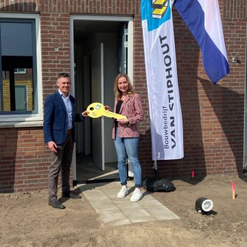 Oplevering starterswoningen Perrekerveld