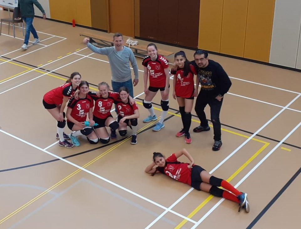 Meiden B als een speer richting kampioenschap!