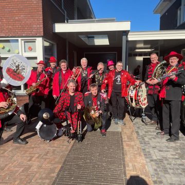 De Donderjagers naar Alpe d’HuZes