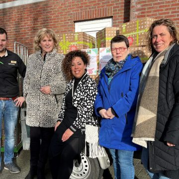Zegelactie PLUS groot succes voor Stichting De Wensboom en Deelplaats Boekel