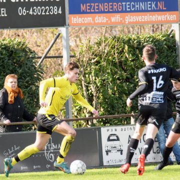 Verdiende overwinning v.v. Boekel Sport 1 tegen Groesbeekse Boys: 2-1