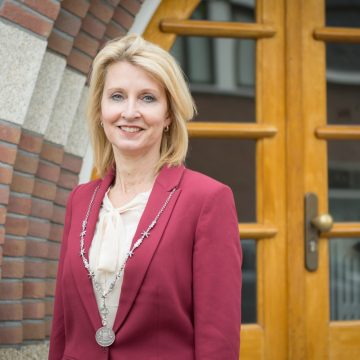 Drie jaar burgemeester: Caroline van den Elsen blikt terug en vooruit in Boekel