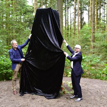 Onthulling eerste kunstwerk van kunstroute op Levendig Landgoed Huize Padua