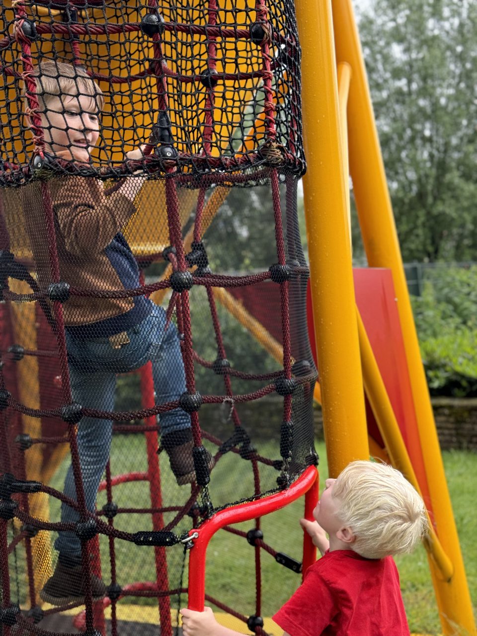 Bevers van Scouting Boekel op reis met Stef Stuntpiloot