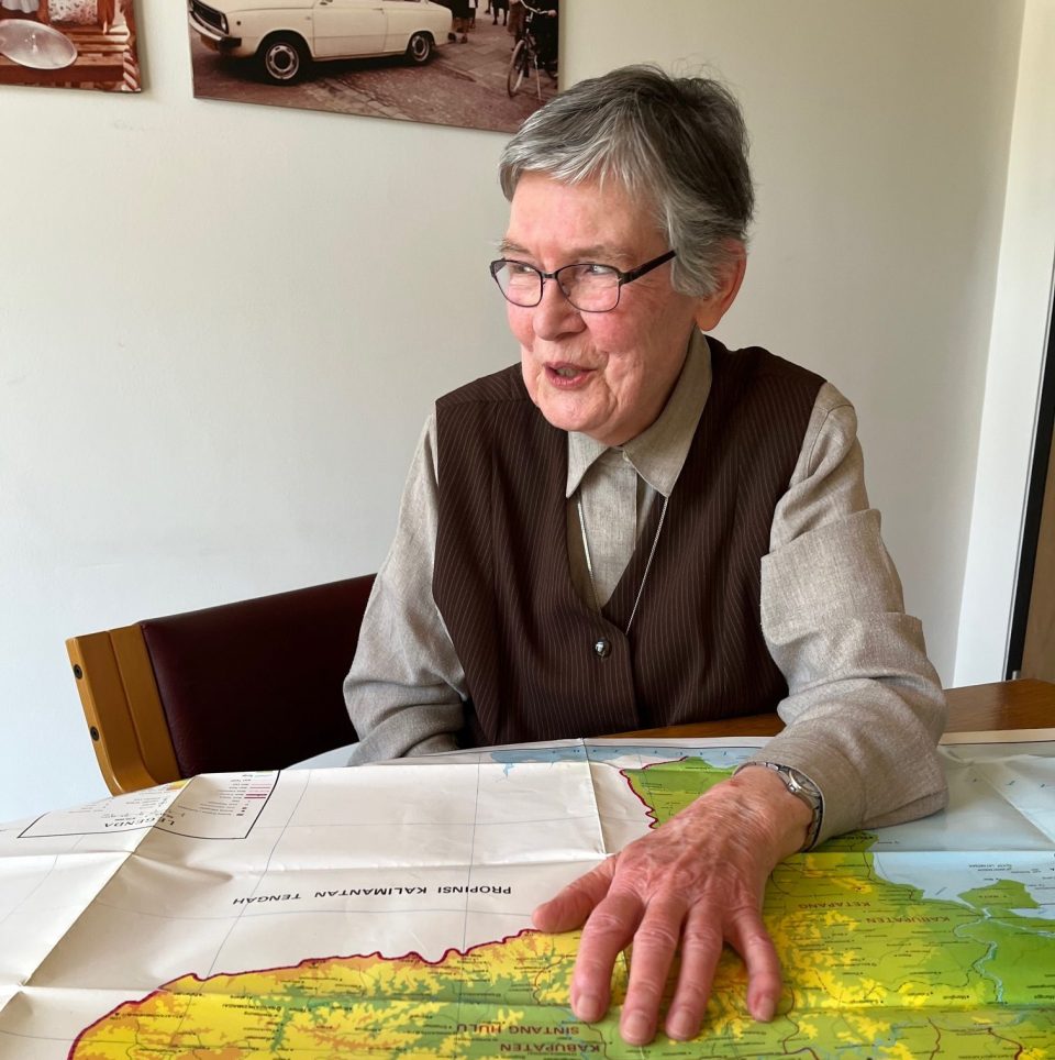 Oud-missiezuster Angeline Hanegraaf: “Mooi dat Boekelnaren dit maken”