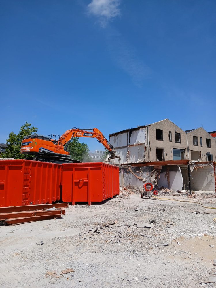 Sloop Zuidwand gemeente Boekel verloopt volgens planning