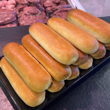 Worstenbroodjes van Keurslager Gerry van Exel in een nieuw jasje