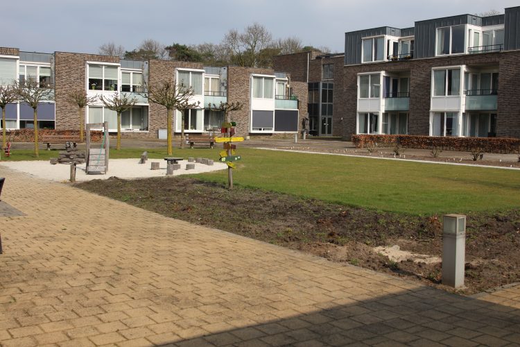 Belevingstuin Sint Petrus feestelijk geopend: een oase voor zintuigen en samenzijn