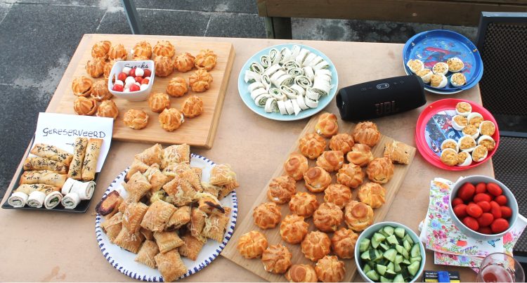 Buurtborrel Kloosterhof en Donkzicht