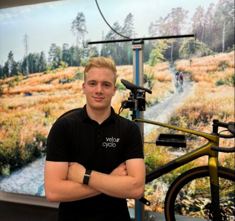 Boekelse Lucas (17) opent fietsenzaak Velo Cyclo in Erp