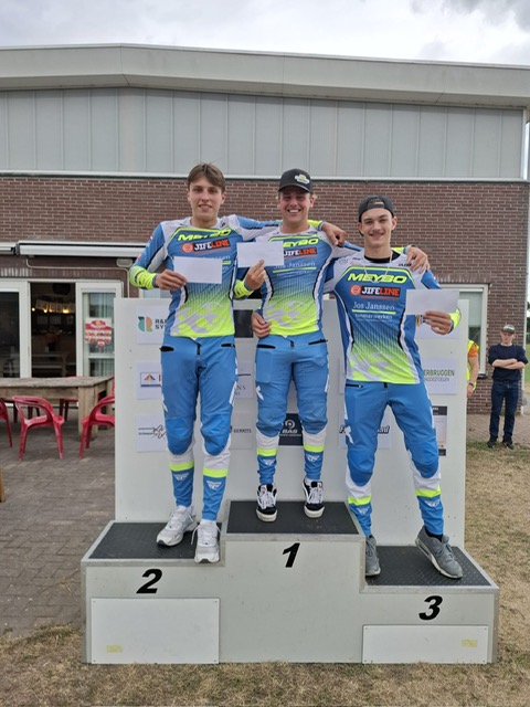 Vierde fietscrosswedstrijd KNWU Regio Zuid in Erp