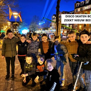 Disko skaten op het plein