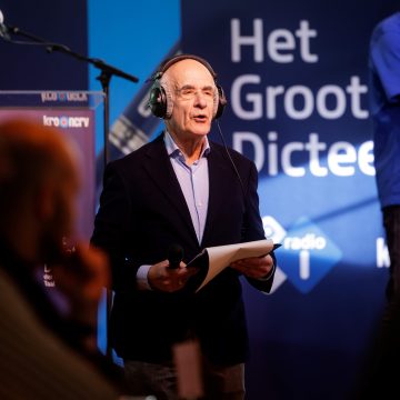 Ontbijten & meeschrijven met het Groot Dictee