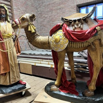 Nieuw leven voor de Kerststalgroep van de Volkelse Sint Antoniuskerk in de Sint Agathakerk