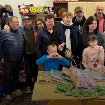 Weeskinderen Boryslav Oekraïne vragen Sinterklaas om kleding, niet om speelgoed 