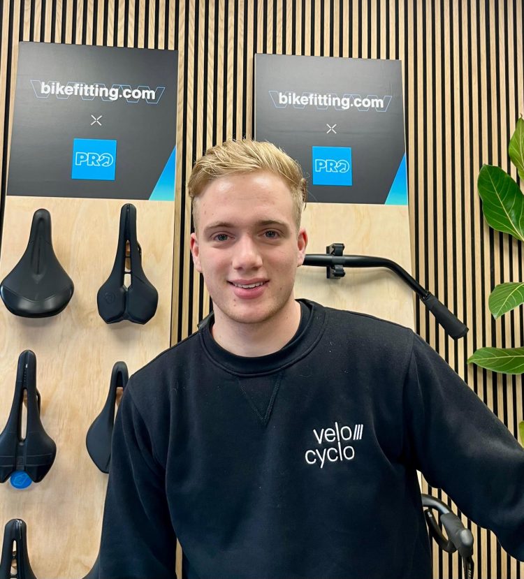 Hoe is ’t met ons Lucas? 