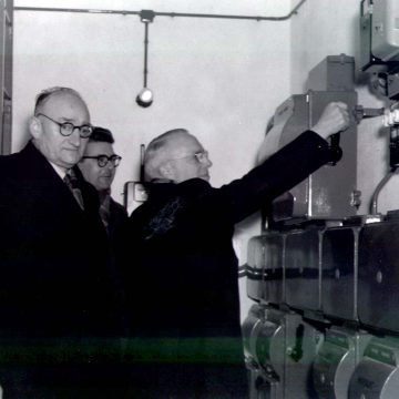 Heemkunde: Boekel en Venhorst in oude kranten – Electrisch Licht