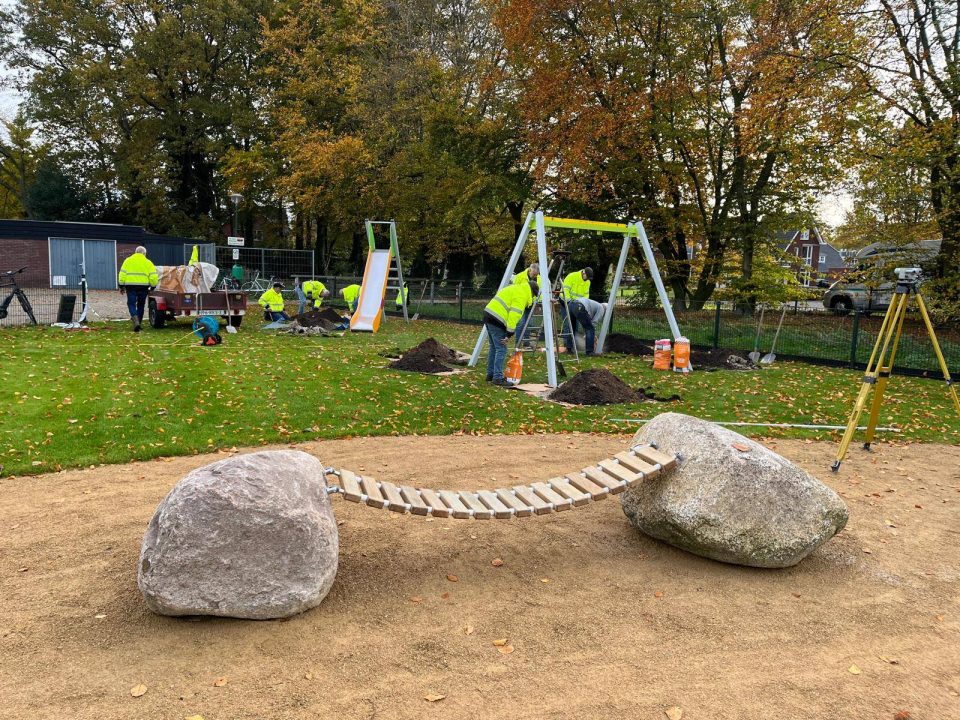 De Speeltrein: nieuwe speeltuin De Boterbloem