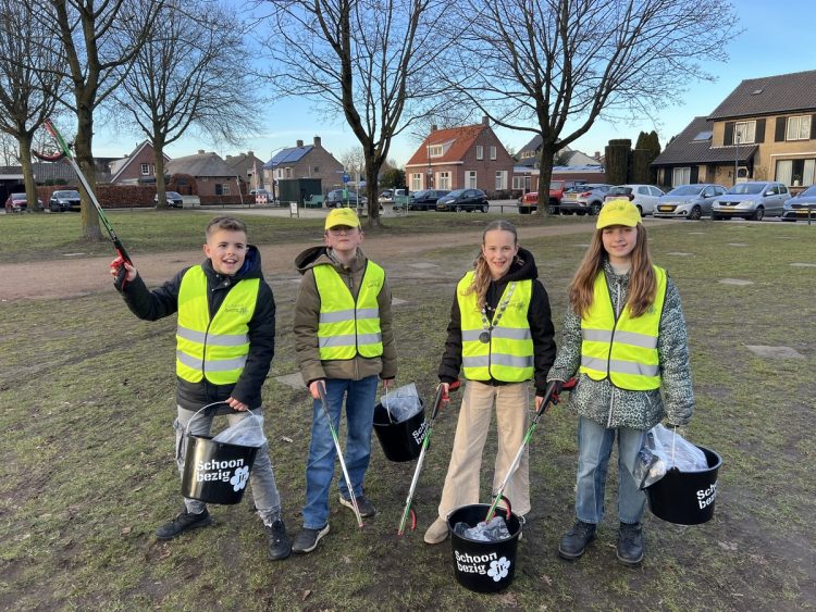 Landelijke Opschoondag 2026: het kindercollege roept iedereen op om mee te doen!