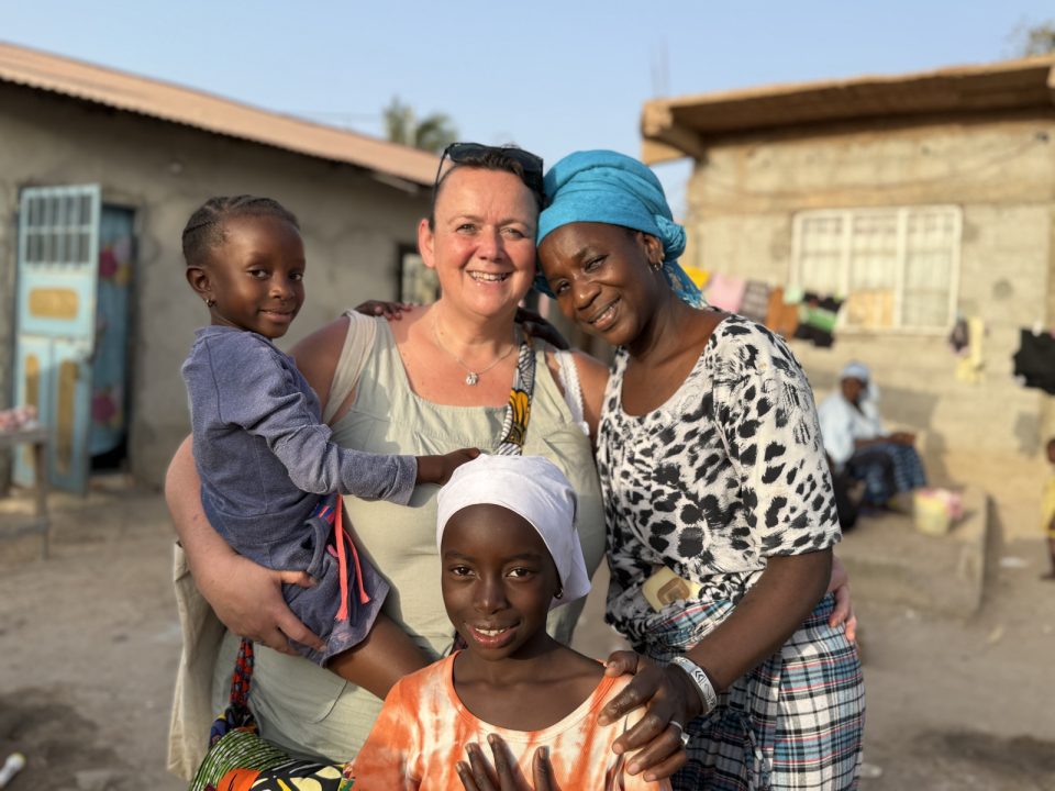 Stichting Sama: oproep tot kledinginzameling