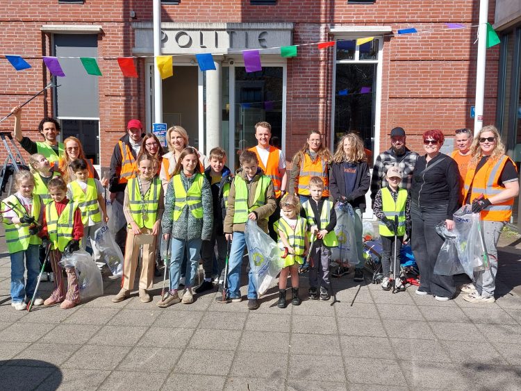 Gemeente Boekel schoon bezig tijdens Landelijke Opschoondag [VIDEO]