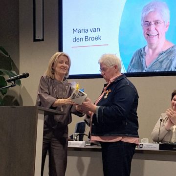CDA: Koninklijke onderscheiding voor Maria van den Broek