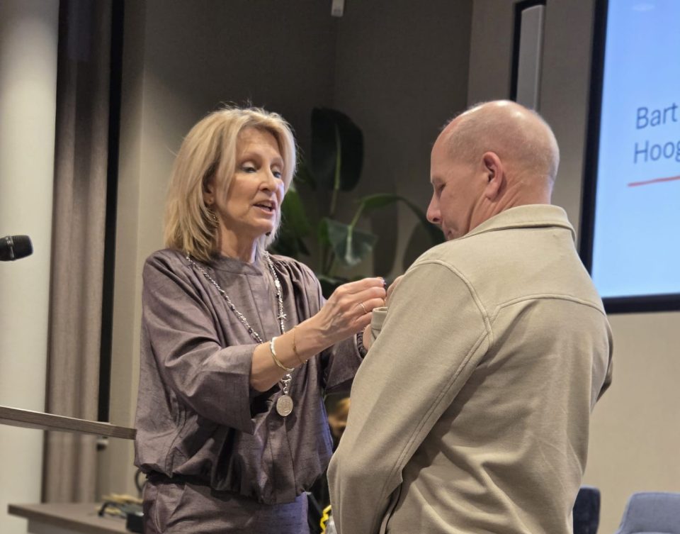 Gemeenschapsbelang: Bart van den Hoogen en Joke Braam afscheid als raadslid