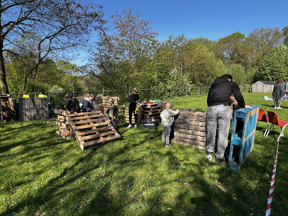 Feestelijke meivakantieweek voor BSO Kindpark Boekel in de natuur