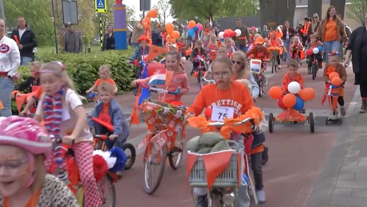 Koningsdag 2026 in Boekel: een feest voor de jeugd [video]
