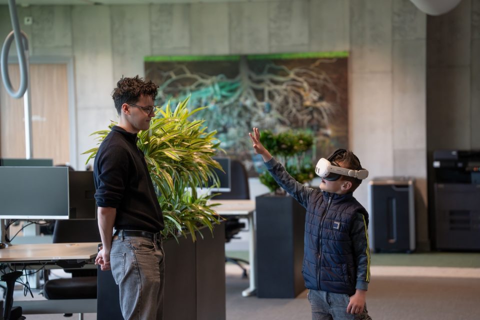 Van lassen tot VR: TechTown Boekel trekt honderden nieuwsgierige bezoekers