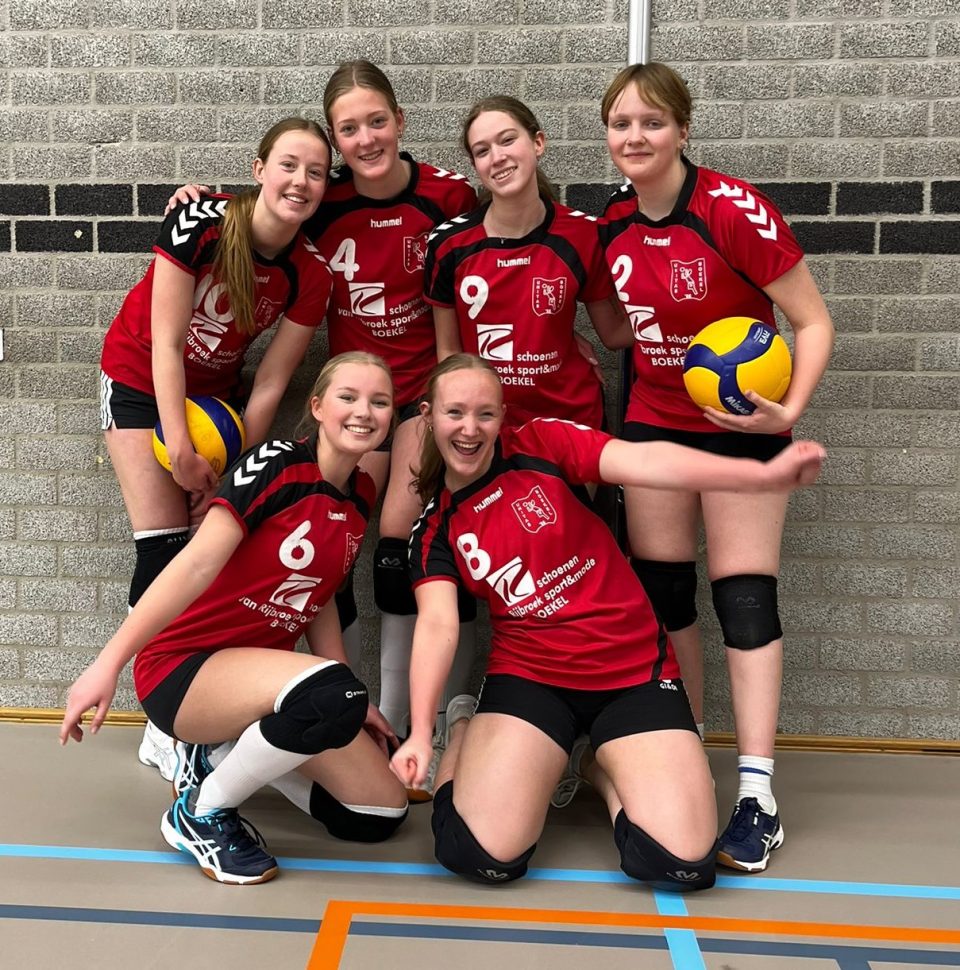 Laatste speelronde VC Unitas en een spannend slotstuk voor de heren